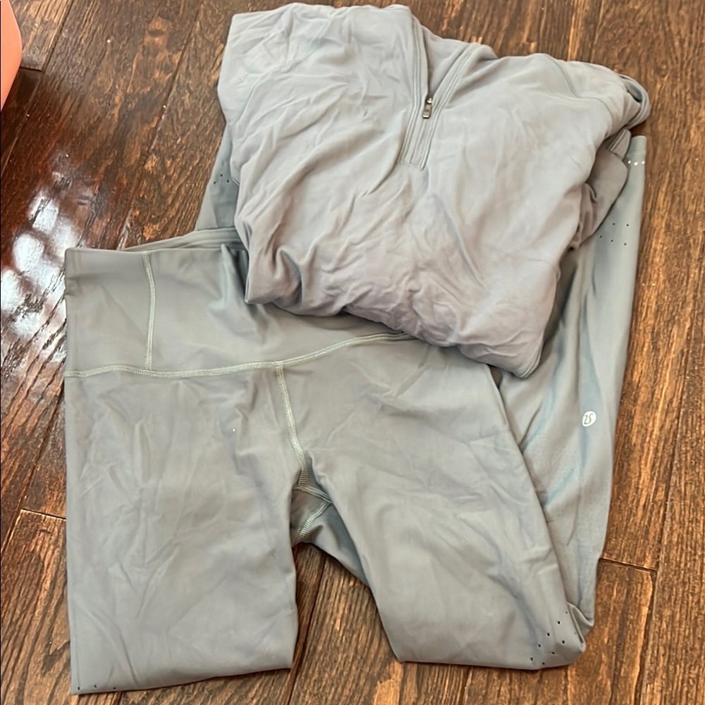 Lululemon steel blue 6/8 leggings and hooded long sleeve top